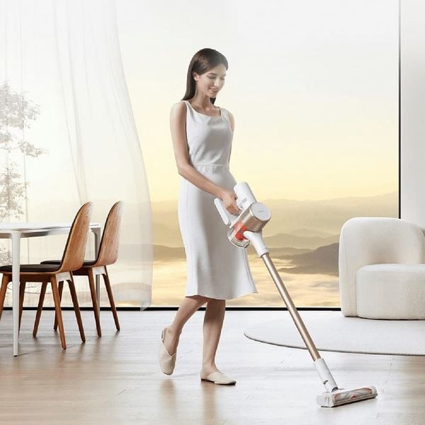 Honest Dyson Car Vacuum Review: Is It Worth the Hype?